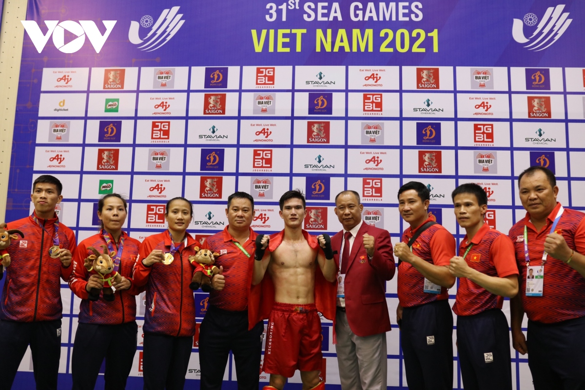 SEA Games 31 ngày 13/5: Đoàn thể thao Việt Nam tạo "cơn mưa vàng"